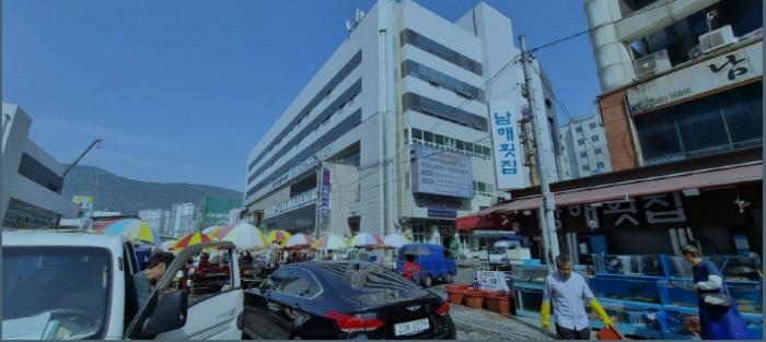 부산광역시 중구 자갈치로 42 2층108호 (남포동5가,신동아상가) 법원경매 물건 대표사진