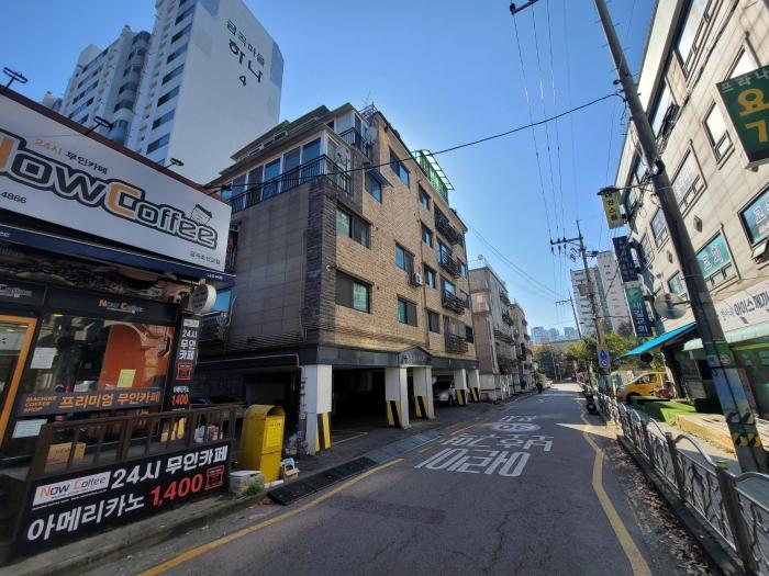 인천광역시 서구 완정로228번길 10, 4층401호 (금곡동,바우하우스) · 지번주소: 인천광역시 서구 금곡동 726-2 법원경매 물건 대표사진