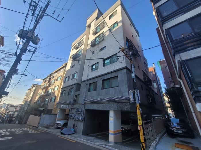 서울특별시 강서구 강서로15길 52, 제4층 제404호 (화곡동, 경민아트빌) · 지번주소: 서울특별시 강서구 화곡동 347-12 법원경매 물건 대표사진