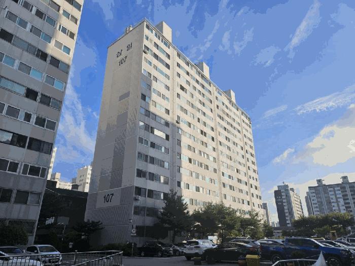 충청북도 청주시 상당구 용암동 2083 삼일무지개아파트 107동 11층1103호 법원경매 물건 대표사진