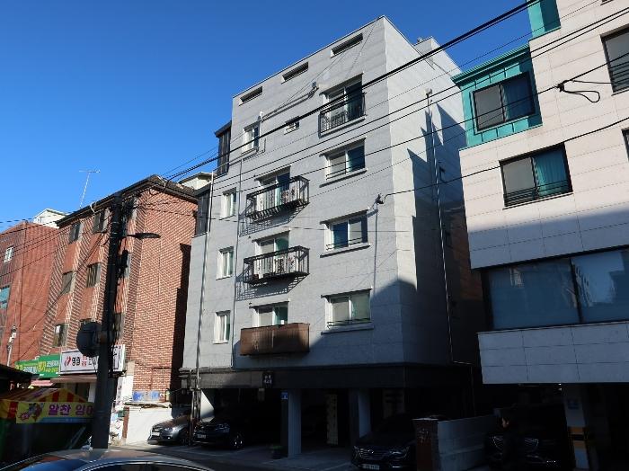 서울특별시 송파구 새말로19길 16, 1층 101호 (문정동,문정쉐르빌) · 지번주소: 서울특별시 송파구 문정동 115-4 법원경매 물건 대표사진