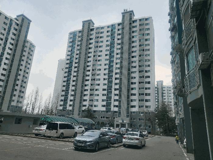 경기도 안성시 공도읍 양기리 567 송정그린빌 108동 18층1801호 법원경매 물건 대표사진