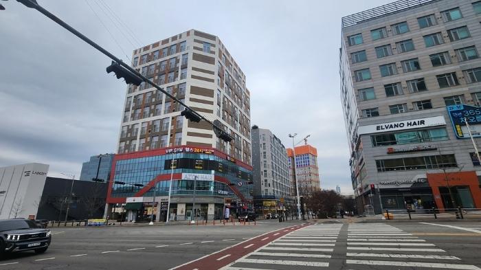 경기도 오산시 수목원로 618, 6층614호 (세교동,세마엠시티) · 지번주소: 경기도 오산시 세교동 597-4 법원경매 물건 대표사진
