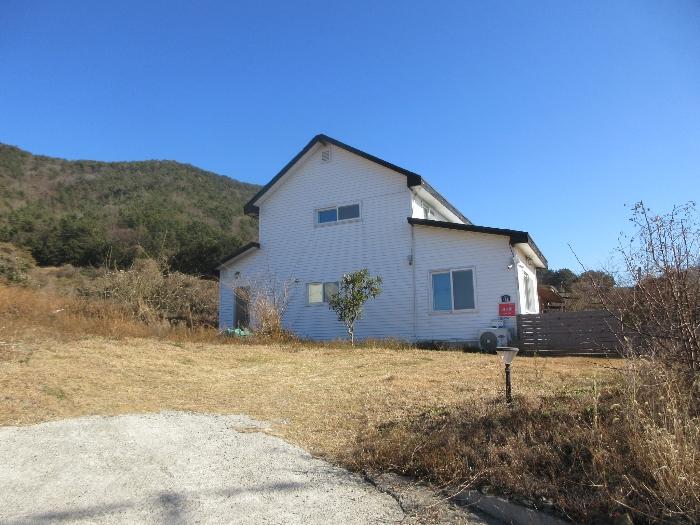 법원경매 2024타경5438 사진3 | 여수시 돌산읍 금봉리 921-1 주택건물 경매