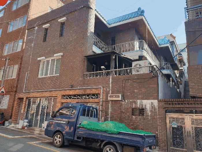법원경매 2025타경100949 사진2 | 부산 북구 구포동 1241-12 근린주택 경매