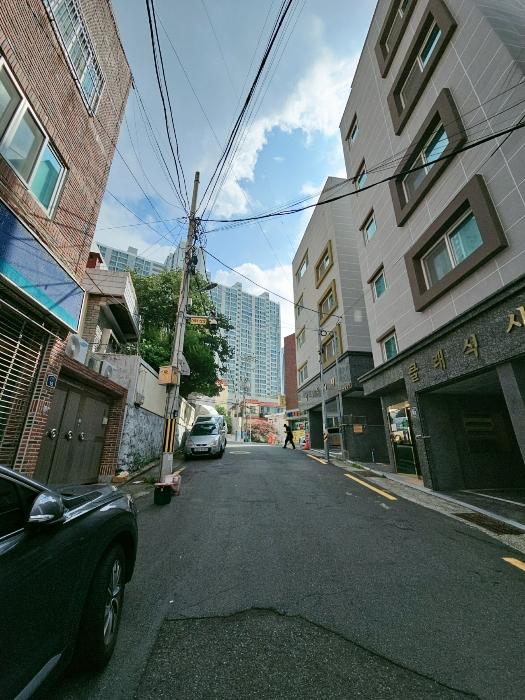 법원경매 2024타경60819 사진2 | 부산 부산진구 연지동 33-8 다가구주택 경매