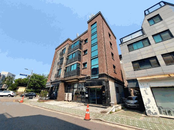 법원경매 2025타경101096 사진8 | 안양시 동안구 관양동 1712 근린주택 경매