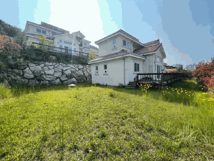 2025타경21440 법원경매 사진2 | 경남 거제시 주택건물 경매