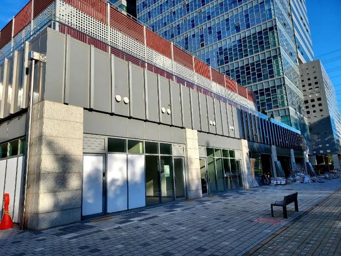 경기도 화성시 동탄기흥로 614, 1층135호 (영천동,더퍼스트타워투) · 지번주소: 경기도 화성시 영천동 835-1 법원경매 물건 대표사진