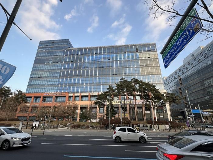경기도 용인시 기흥구 서천로201번길 11, 4층티-430호 (농서동,기흥테라타워현대엔지니어링지식산업센터) · 지번주소: 경기도 용인시 기흥구 농서동 452 법원경매 물건 대표사진