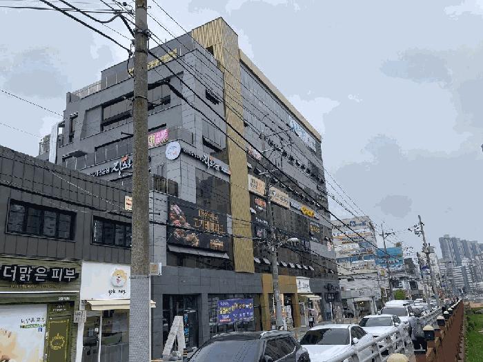 2025타경20552 법원경매 사진9 | 창원 마산회원구 근린시설 경매