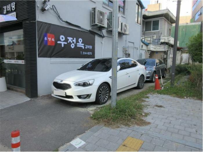 법원경매 2024타경84180 사진2 | 광주 북구 중흥동 361-38 도로 경매