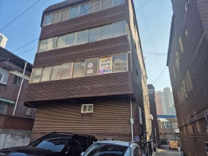 충청남도 천안시 동남구 양지2길 18-8, 2층201호 (봉명동,선풍빌라) · 지번주소: 충청남도 천안시 동남구 봉명동 65-8 법원경매 물건 대표사진