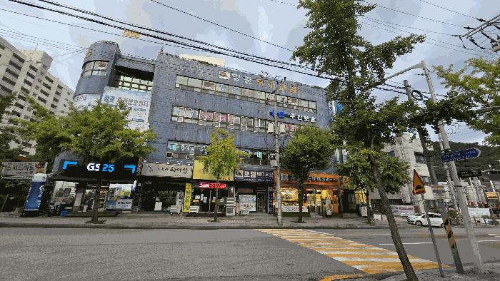 전북특별자치도 전주시 완산구 평화동1가 445-9 지하층101호 법원경매 물건 대표사진