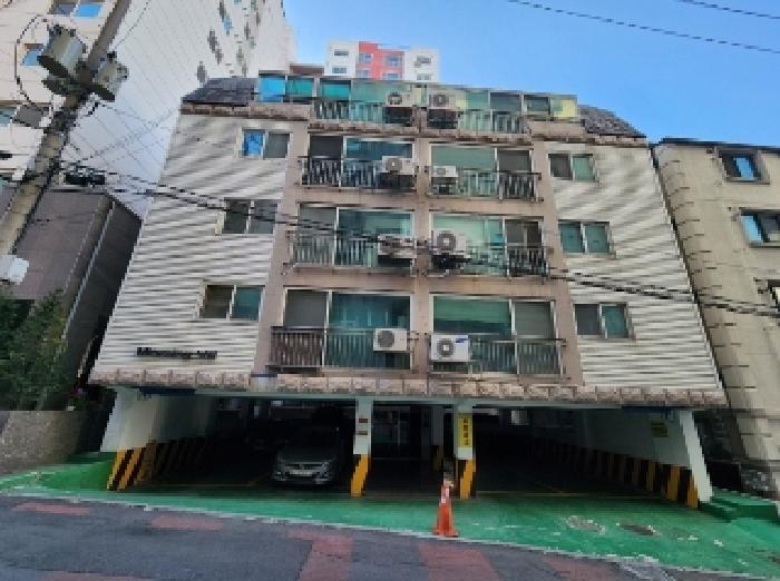 경기도 안양시 만안구 현충로24번길 9, 1층102호 (안양동,신이모닝빌) · 지번주소: 경기도 안양시 만안구 안양동 413-12 법원경매 물건 대표사진