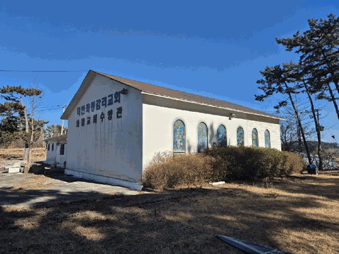 충청남도 태안군 근흥면 용신리 587-4 법원경매 물건 대표사진
