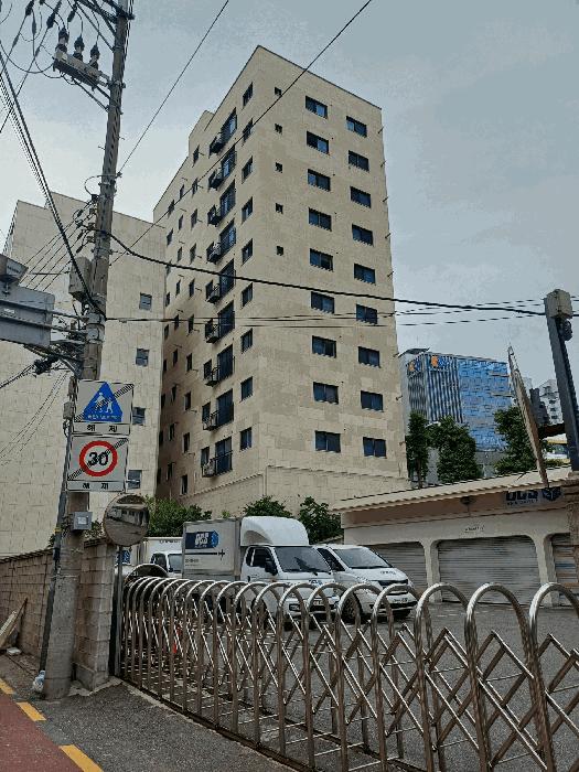 법원경매 2025타경10823 사진2 | 서울 강서구 염창동 246-9 더에스에스타운 다세대 경매
