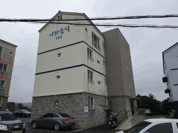 제주특별자치도 제주시 애월읍 애월리 214-2 애월아리움빌 102동 3층301호 법원경매 물건 대표사진
