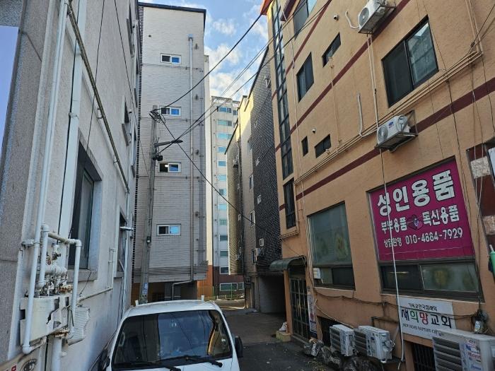 법원경매 2024타경99596 사진2 | 수원시 권선구 서둔로 다세대주택 경매