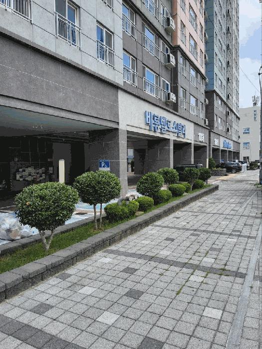 경상남도 창원시 의창구 동읍 용잠리 215-18 창원1차비룡벨로스텔라 4층401호 법원경매 물건 대표사진