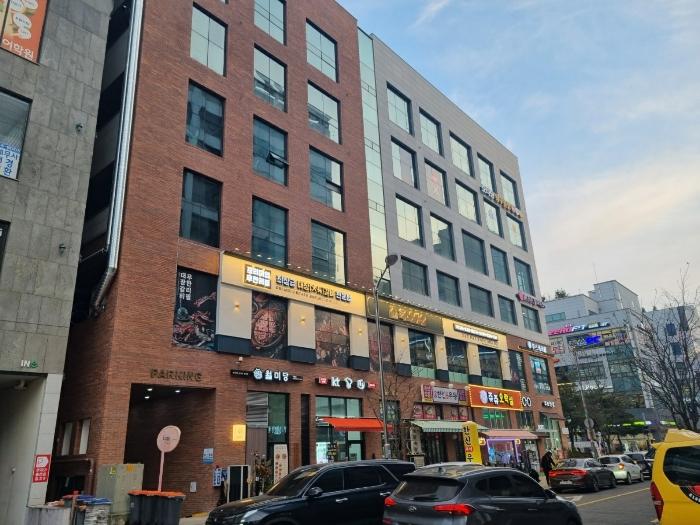 법원경매 2024타경13073 사진2 | 수원시 권선구 호매실로104번길 근린상가 경매
