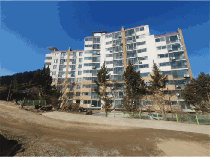 경기도 가평군 가평읍 문화로 239, 3층303호 (송안아파트) · 지번주소: 경기도 가평군 가평읍 읍내리 837-1 법원경매 물건 대표사진