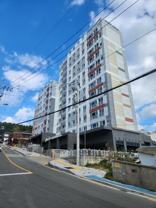 부산광역시 영도구 중리북로21번길 10, 6층603호 (동삼동,비룡벨로스텔라) · 지번주소: 부산광역시 영도구 동삼동 1191 법원경매 물건 대표사진