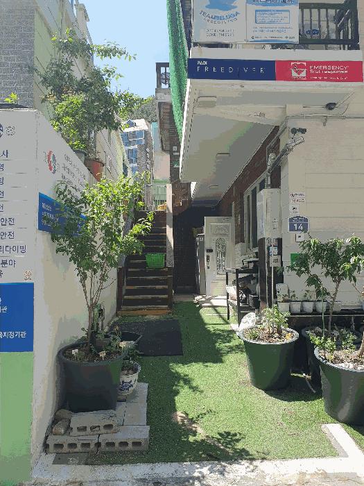 법원경매 2025타경1596 사진3 | 부산 동래구 명장동 523-5 주택건물 경매