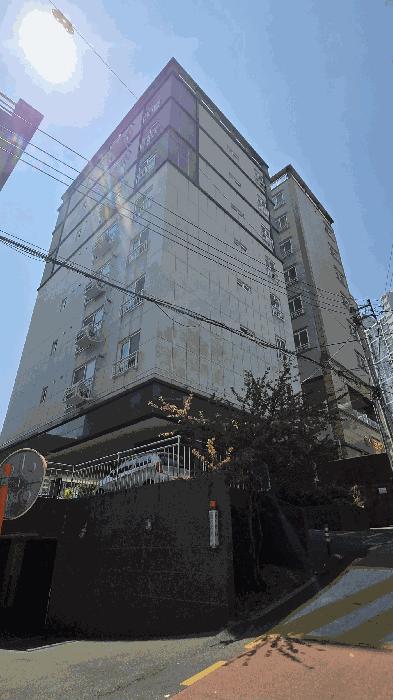 부산광역시 연제구 거제동 676-21 다옴빌 1층101호 법원경매 물건 대표사진