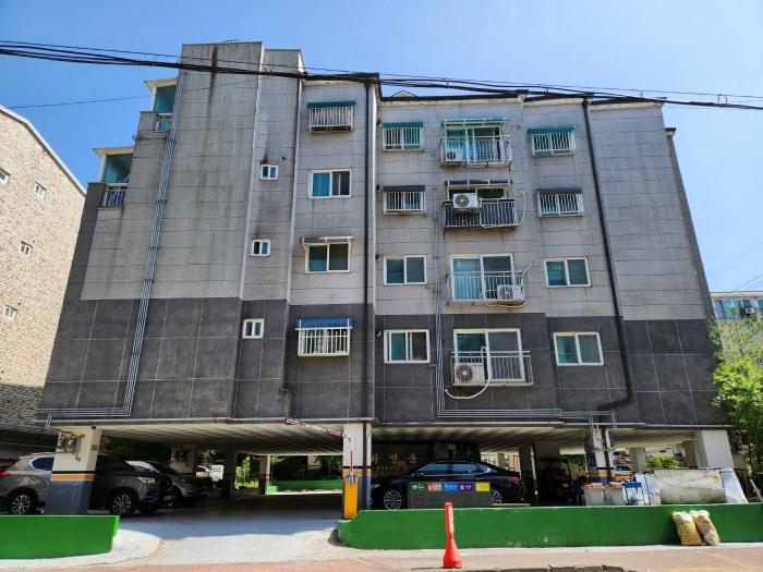 인천광역시 서구 완정로165번길 31, 3층305호 (왕길동,카일룸) · 지번주소: 인천광역시 서구 왕길동 672-10 법원경매 물건 대표사진