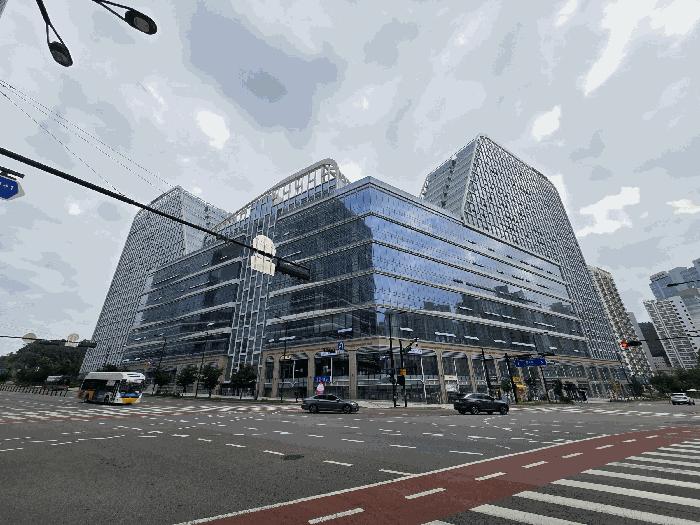 경기도 고양시 덕양구 향동동 396 현대테라타워디엠씨 4층비-437호 법원경매 물건 대표사진