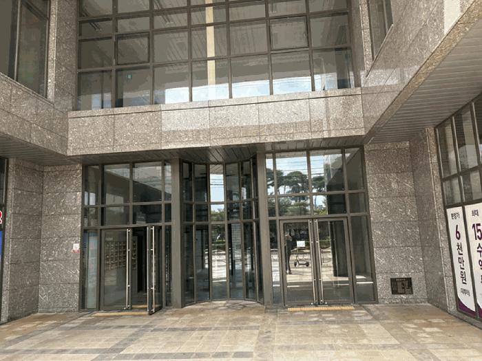 충청남도 서산시 읍내동 102-125 코오롱레이크뷰 13층1318호 법원경매 물건 대표사진