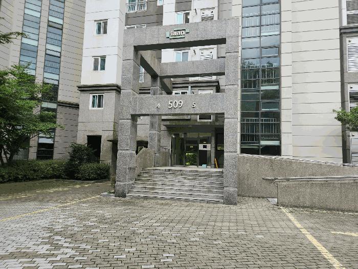 2025타경51573 법원경매 사진4 | 충남 서산시 아파트 경매