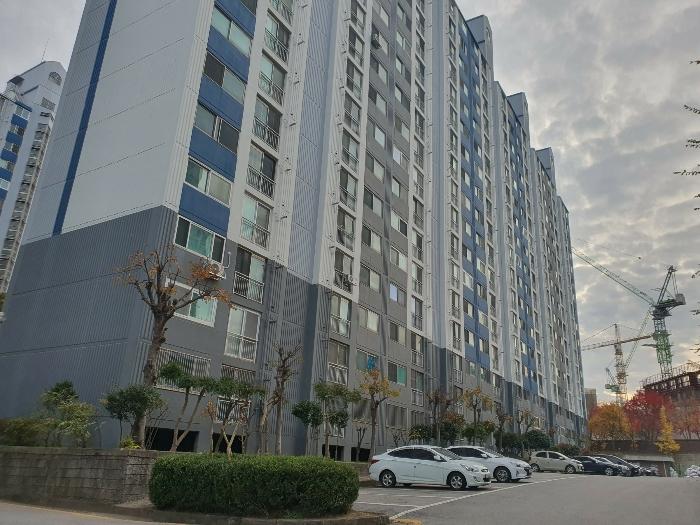 광주광역시 북구 양일로305번길 11, 101동 14층1407호 · 지번주소: 광주광역시 북구 일곡동 848-2 법원경매 물건 대표사진