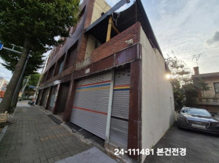 법원경매 2024타경111481 사진6 | 부산 서구 동대신동2가 211 근린주택 경매