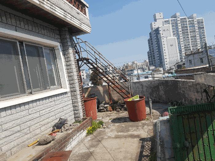 2025타경30724 법원경매 사진3 | 경남 남해군 주택건물 경매