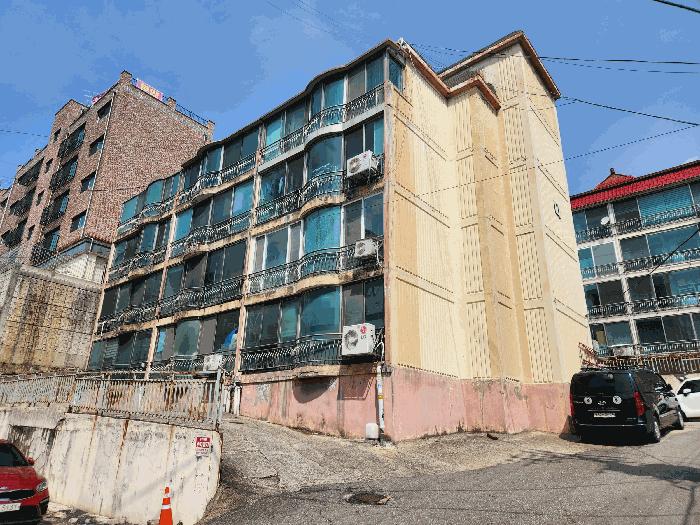 경기도 남양주시 화도읍 묵현로25번길 24-15, 다동 4층403호 (삼양그린빌라) · 지번주소: 경기도 남양주시 화도읍 묵현리 336-3 법원경매 물건 대표사진