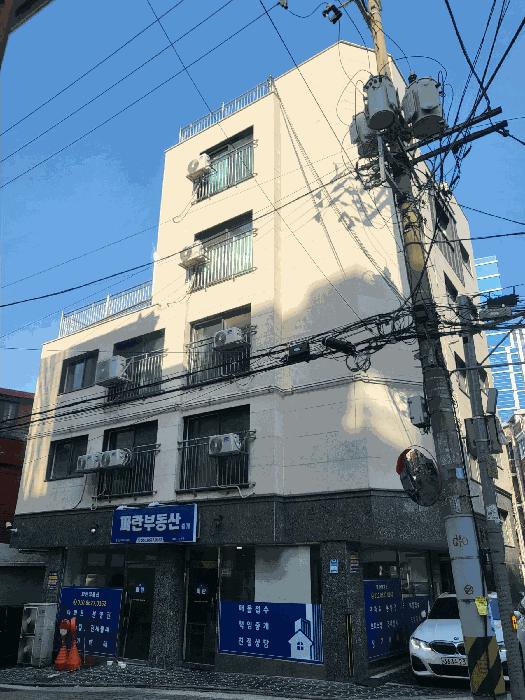 서울특별시 구로구 남부순환로105나길 19, 제3층 제301호 (가리봉동, 아덴하임) · 지번주소: 서울특별시 구로구 가리봉동 134-82 법원경매 물건 대표사진