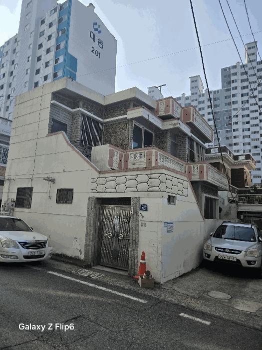 2025타경256 법원경매 사진3 | 창원 마산회원구 주택건물 경매