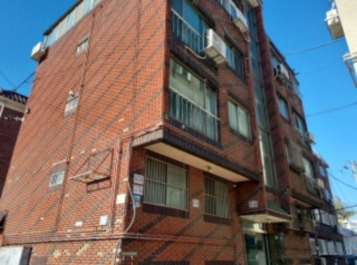인천광역시 남동구 석정로552번길 35, 4층401호 (간석동,삼화빌라) · 지번주소: 인천광역시 남동구 간석동 605-17 법원경매 물건 대표사진