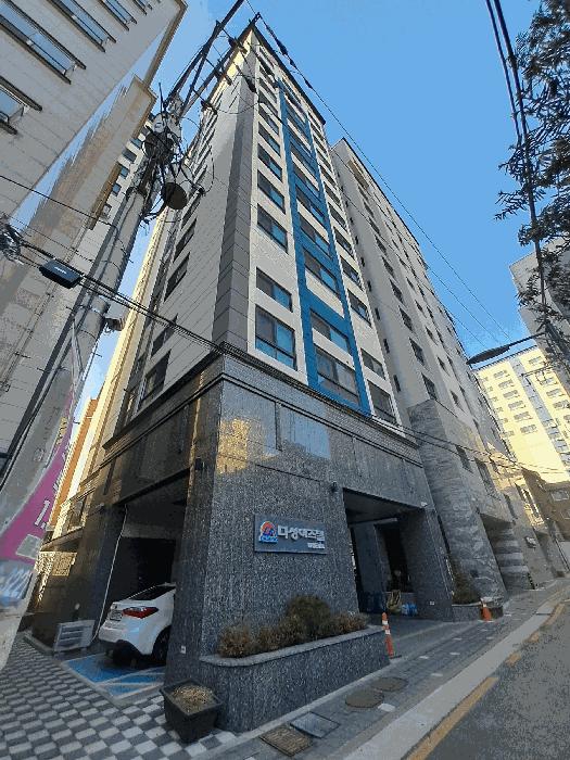 서울특별시 강동구 천호동 166-76 다성이즈빌 10층1003호 법원경매 물건 대표사진