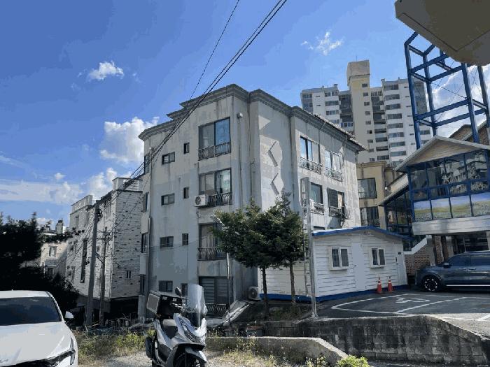 전북특별자치도 전주시 완산구 중화산동1가 226 제3층 제302호 법원경매 물건 대표사진