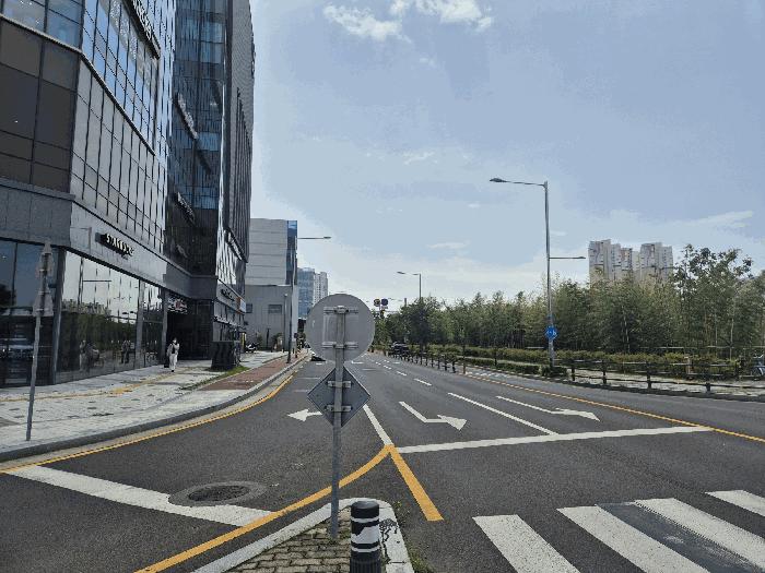 2025타경698 법원경매 사진3 | 경남 진주시 근린상가 경매