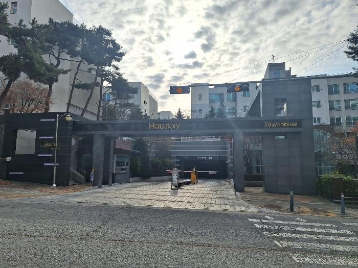 경기도 용인시 기흥구 동백5로 62, 105동 3층302호 (중동,성산마을남광하우스토리) · 지번주소: 경기도 용인시 기흥구 중동 869 법원경매 물건 대표사진
