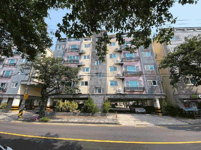 2025타경1307 법원경매 사진2 | 제주 서귀포시 다세대주택 경매