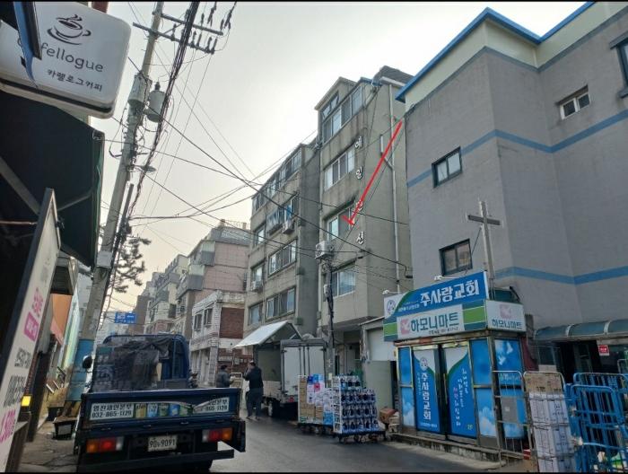 경기도 부천시 원미구 신흥로67번길 51, 3층 303호 (심곡동, 예일맨션) · 지번주소: 경기도 부천시 원미구 심곡동 330-1 법원경매 물건 대표사진