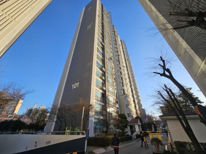 인천광역시 연수구 청량로 210, 101동 4층403호 (옥련동,쌍용아파트) · 지번주소: 인천광역시 연수구 옥련동 644-1 법원경매 물건 대표사진