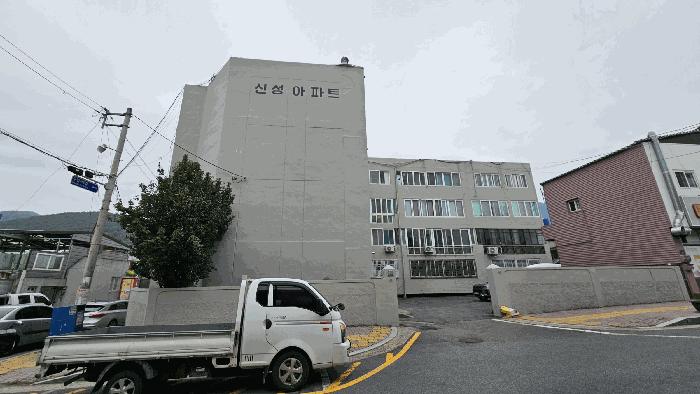 경상남도 창원시 마산회원구 구암동 19-12 신성아파트 3층302호 법원경매 물건 대표사진