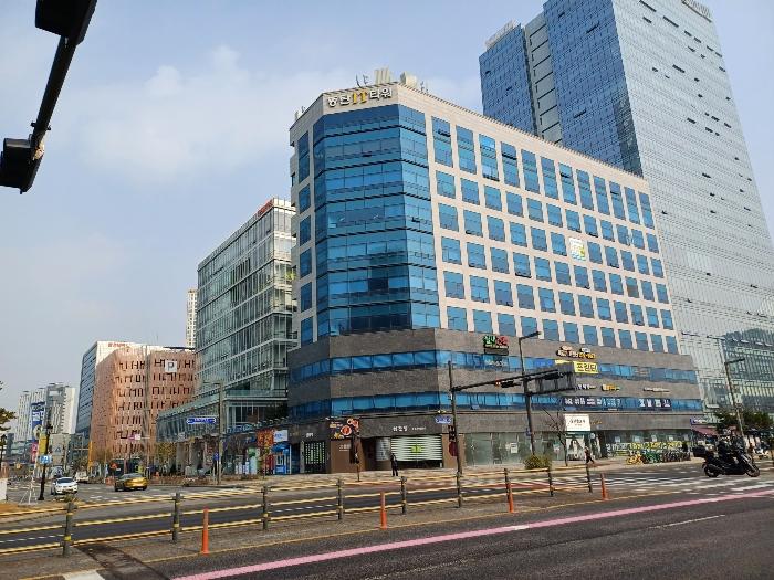 법원경매 2024타경97453 사진3 | 화성시 동탄순환대로 근린상가 경매