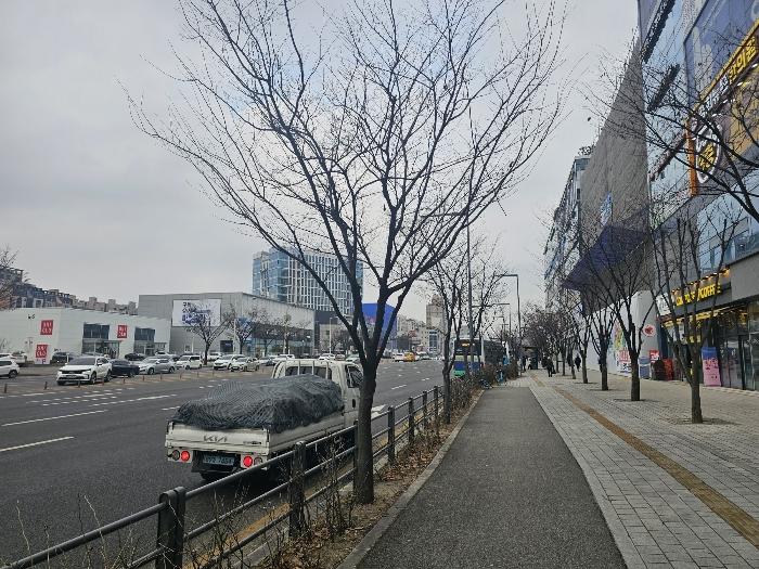 법원경매 2025타경50994 사진8 | 수원시 영통구 덕영대로 근린상가 경매
